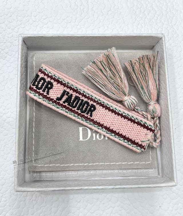 Dior飾品 迪奧經典熱銷款編織伸縮流蘇手繩手環  zgd1410